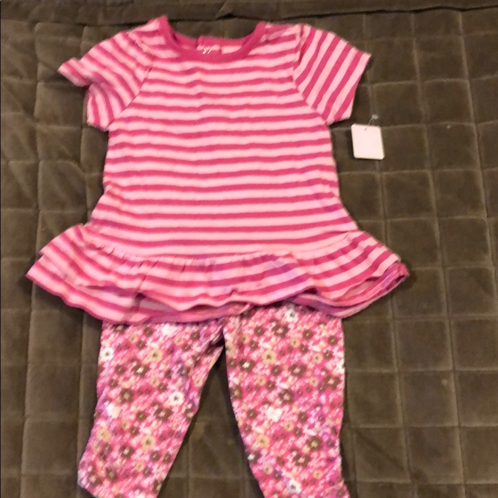 NWT pants and a T-shirt set. Size 6 to 9 months.